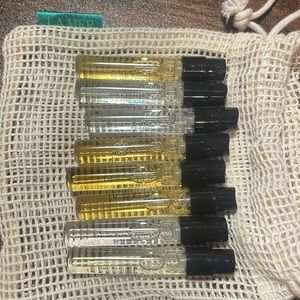 8 Jo Malone samples and a La Mer pouch!